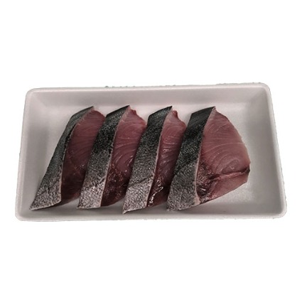 ぶり　４切　(加熱用) 