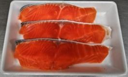 銀鮭（加熱用・養殖・解凍）骨取　３切