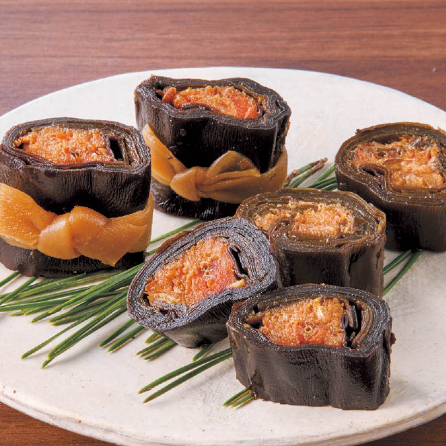 ごちそう三段重（おすすめ2品+昆布巻（紅鮭））