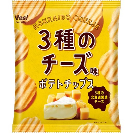 ポテトチップス３種のチーズ味　　　　　　　　　　