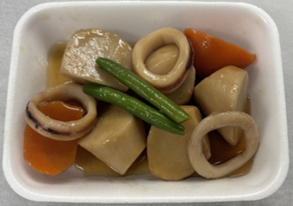 里芋と真いかの旨煮 
