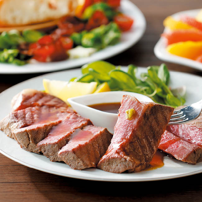 九州産黒毛和牛サーロインローストビーフ（厚切り）